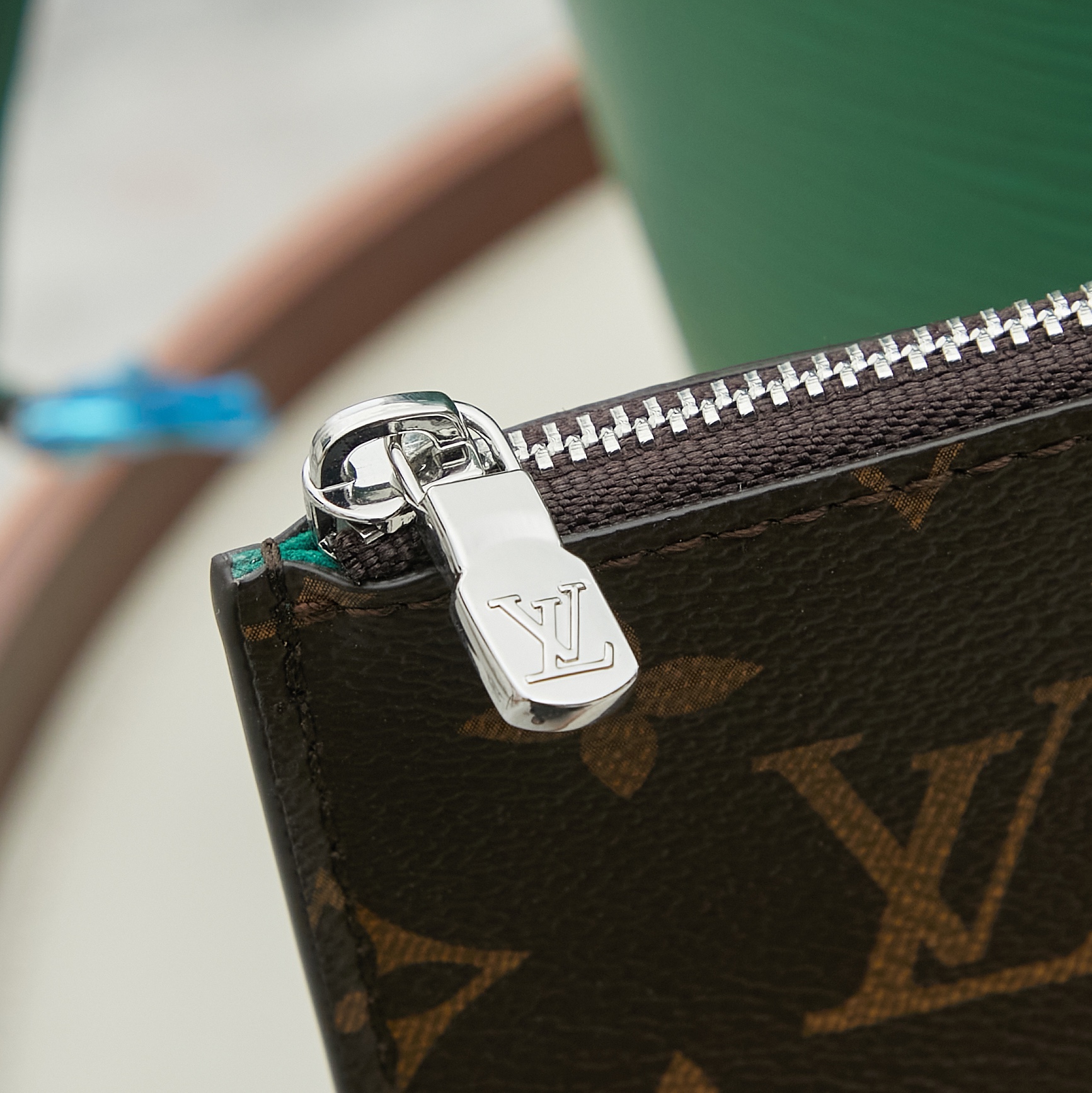 LV M12195 Neverfull MM classical  in New Version