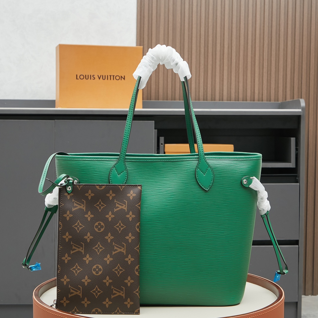 LV M12195 Neverfull MM classical  in New Version