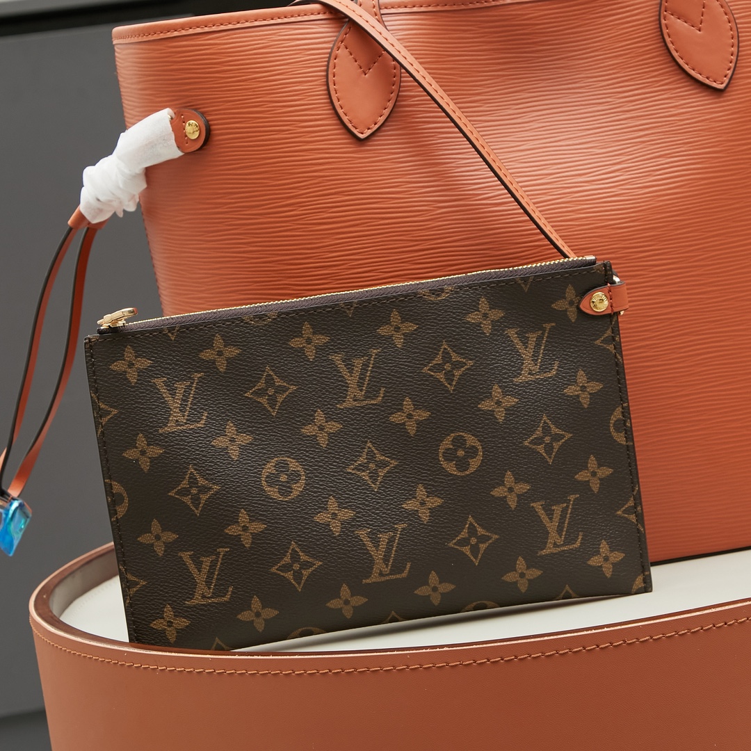 LV M12746 Neverfull MM classical  in New Version