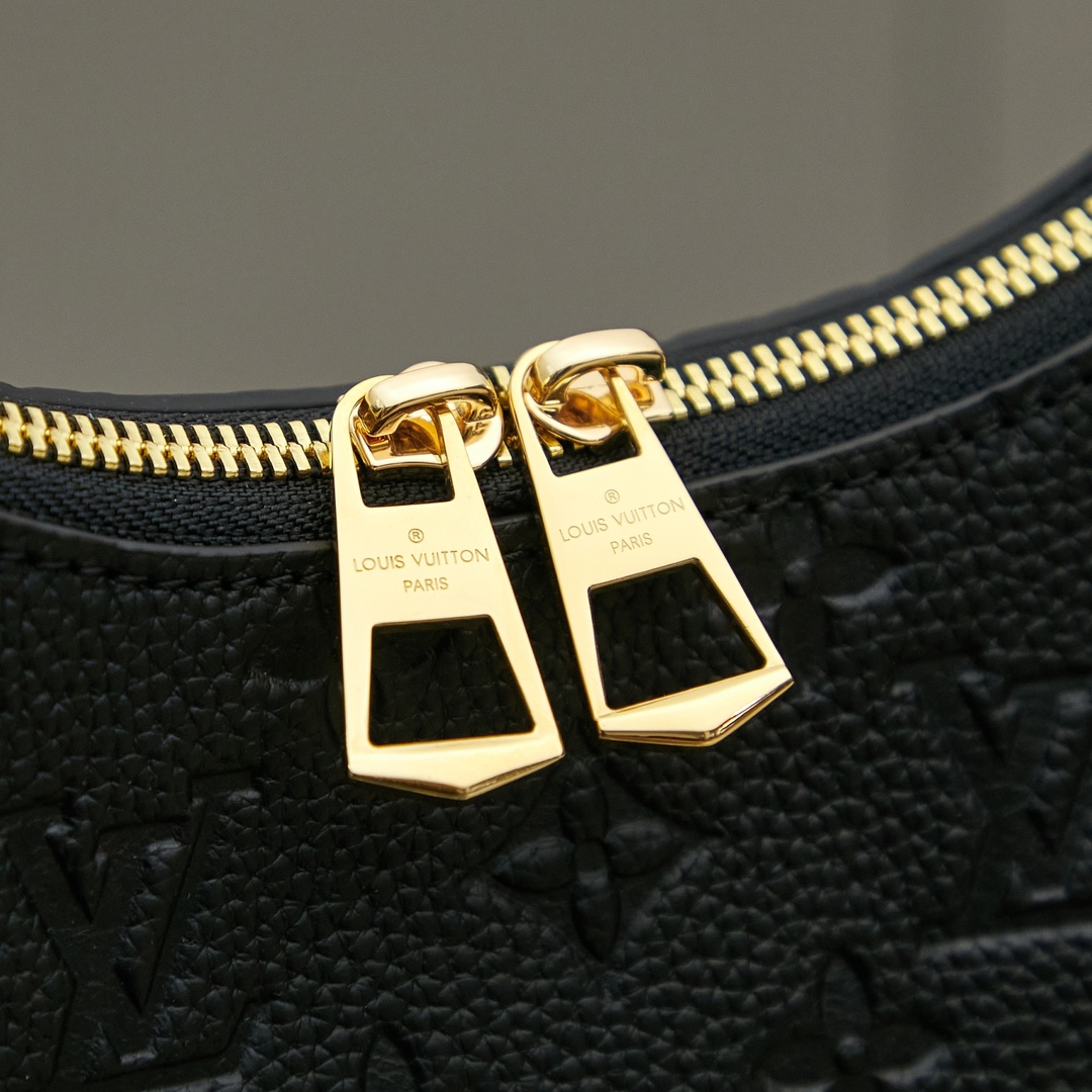 LV M12930 Boulogne black all leather embossed chain bag