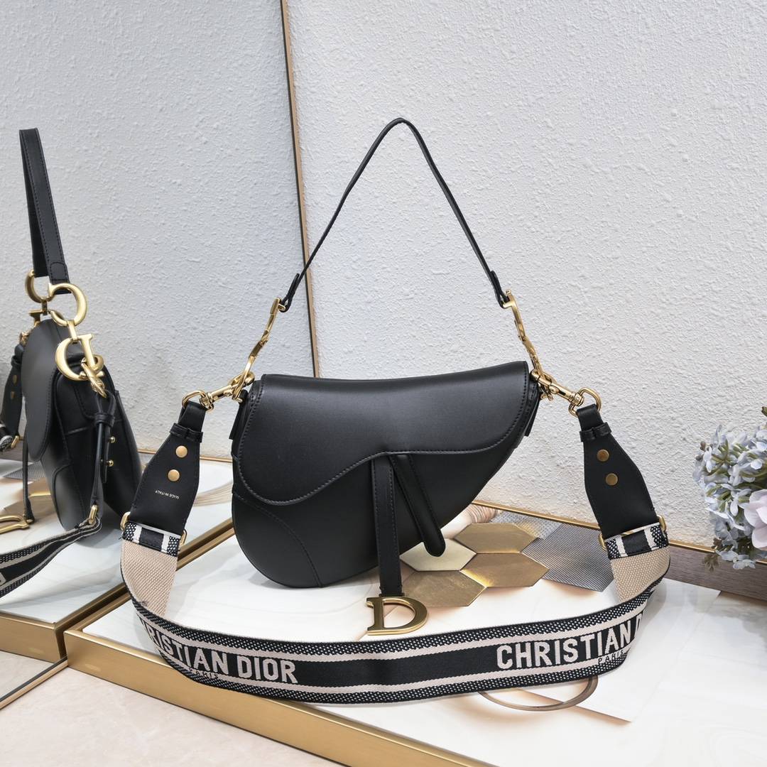 DIOR Saddle Bag with Strap Black | 1033