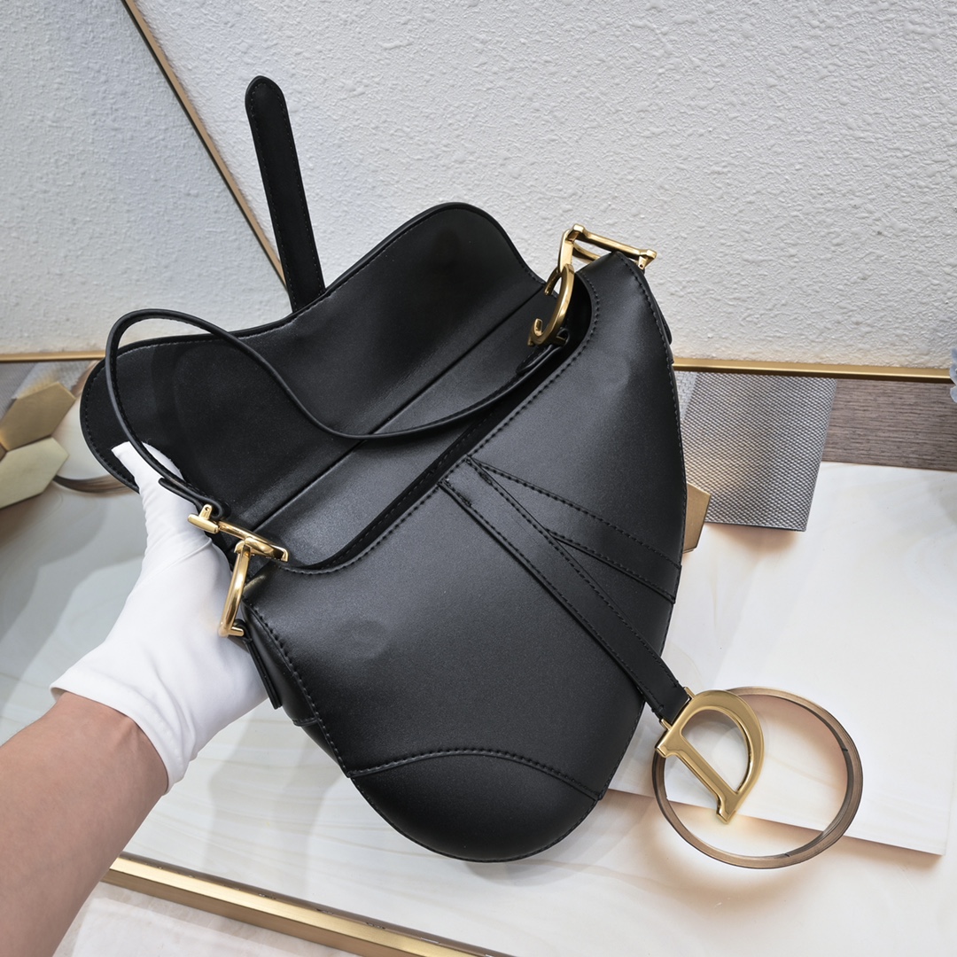 DIOR Saddle Bag with Strap Black | 1033