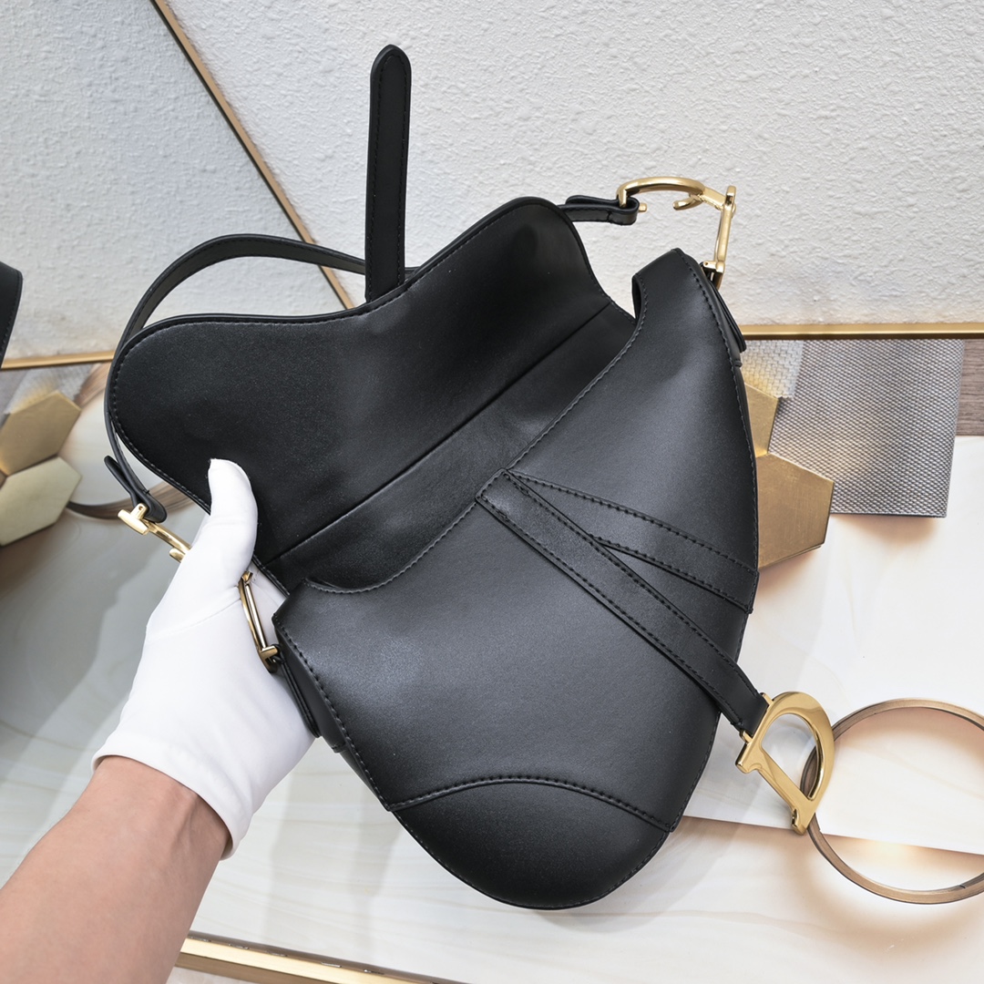 DIOR Saddle Bag with Strap Black | 1033