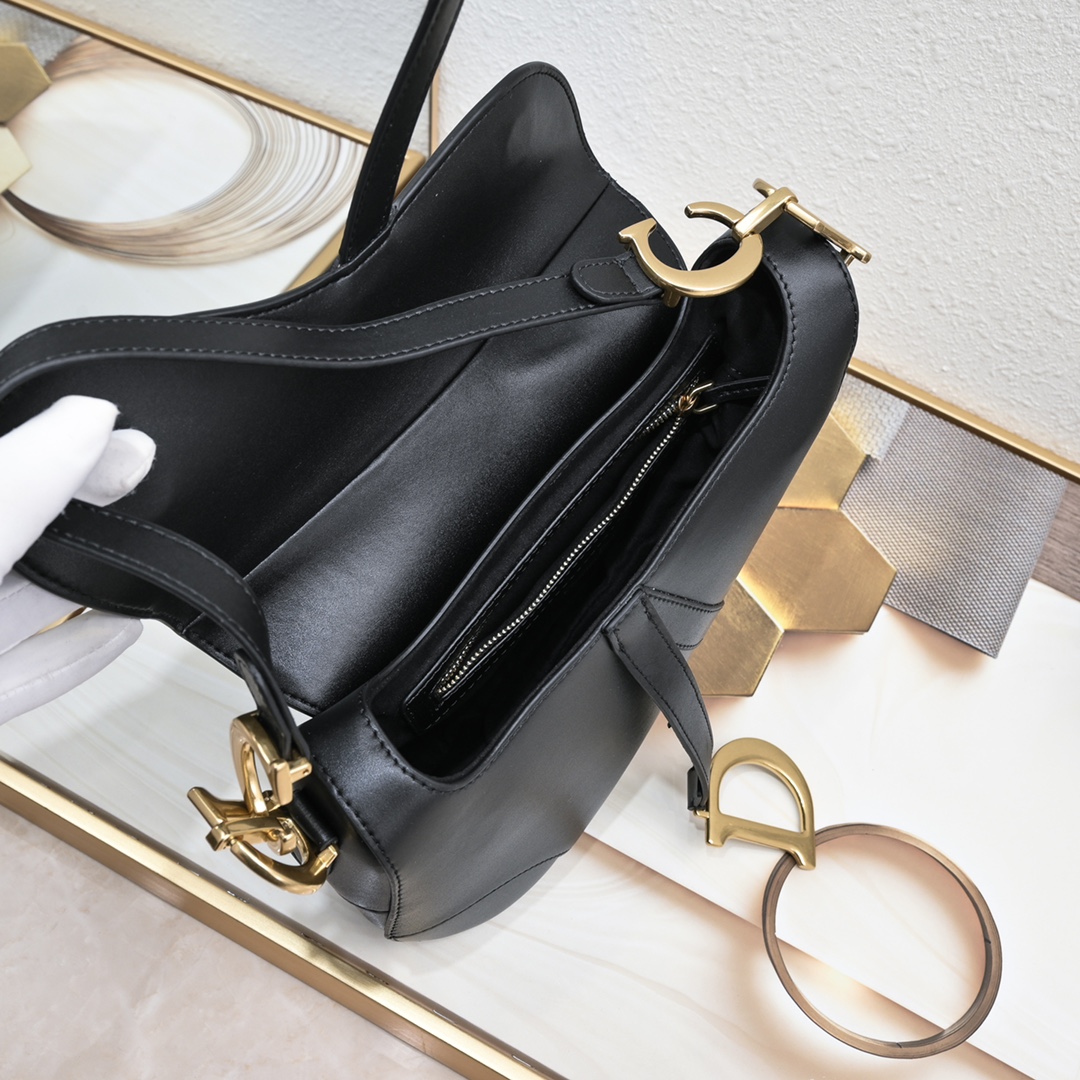 DIOR Saddle Bag with Strap Black | 1033