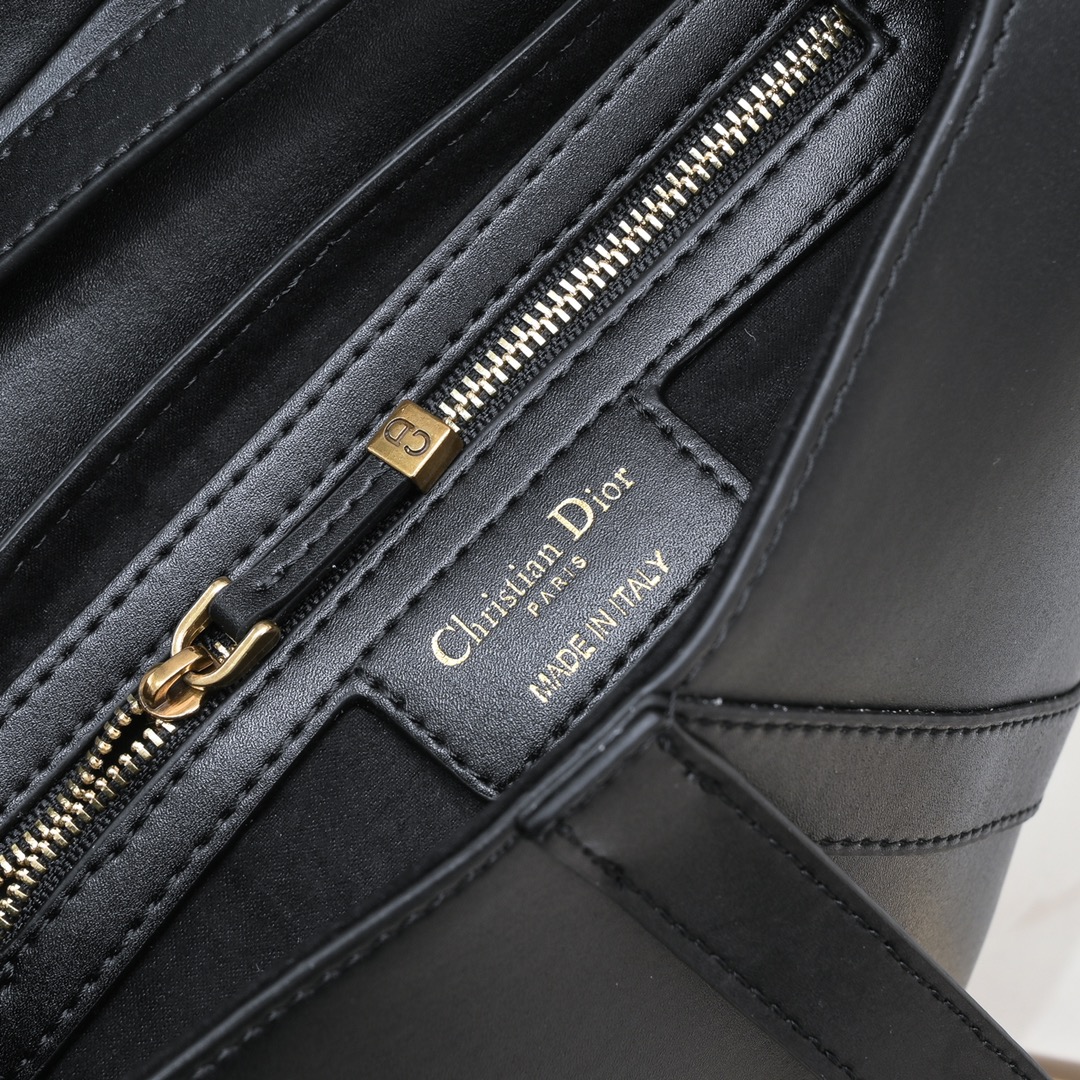 DIOR Saddle Bag with Strap Black | 1033