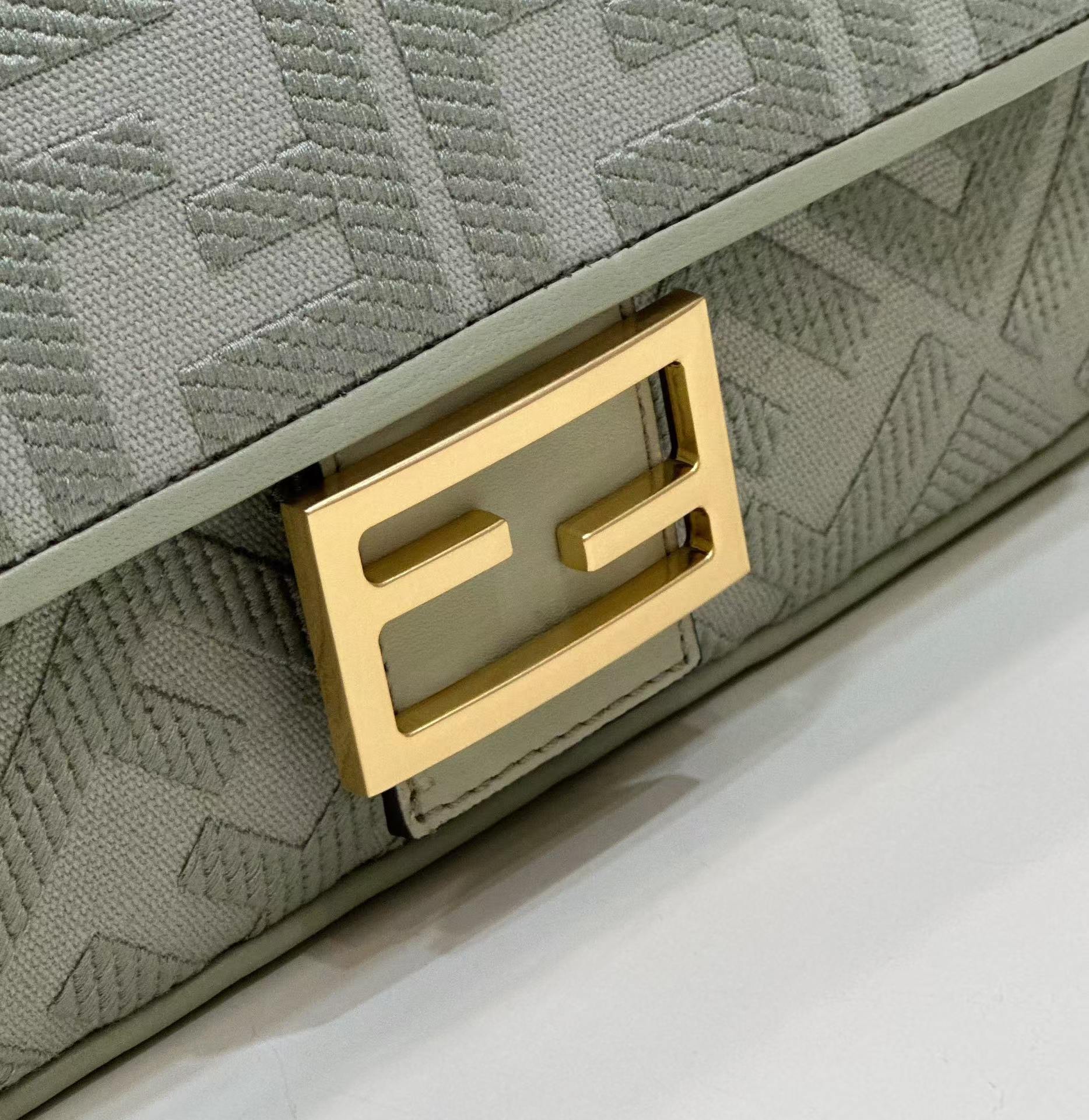 FENDI CLASICAL Baguette  handbag |0159A