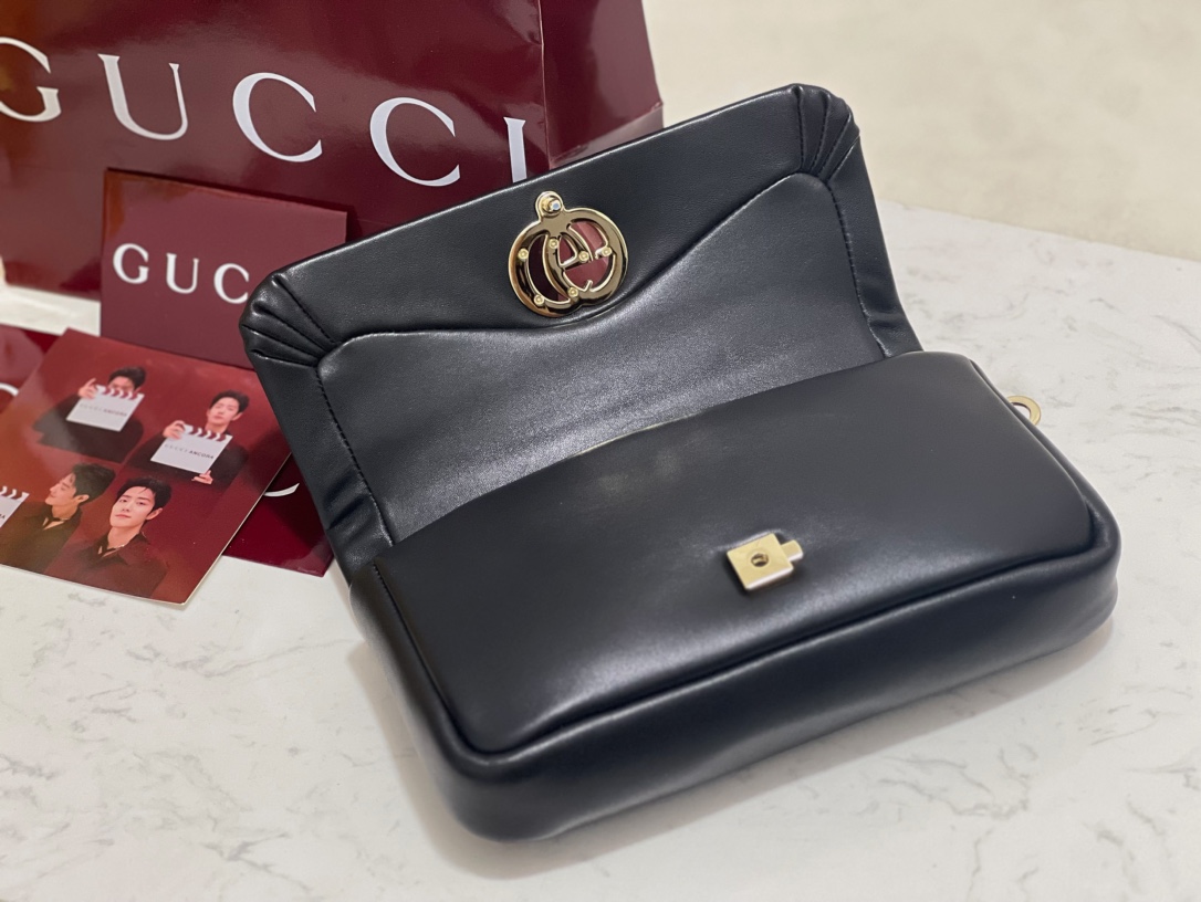 GUCCI  GG Milano small top handle bag | 806016