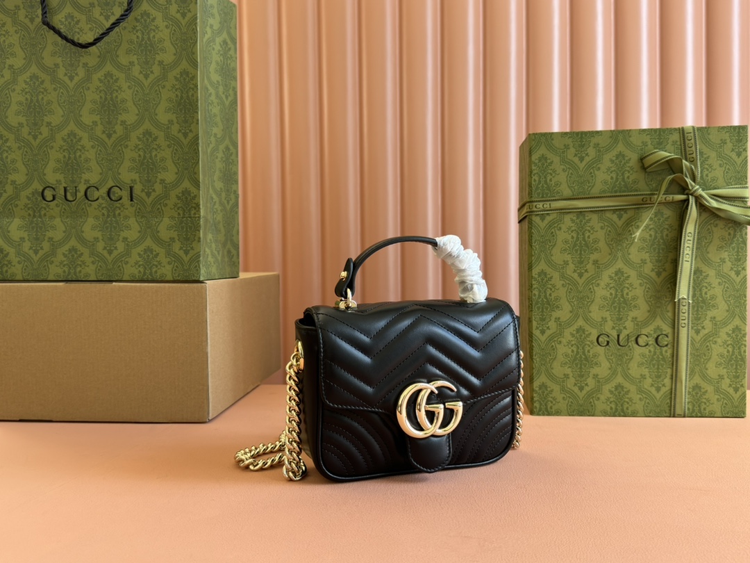 GG Marmont mini top handle bag  Black  | 811238