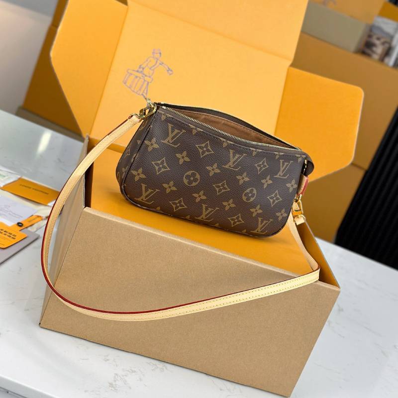  LV  Pochette Accessoires | M40712