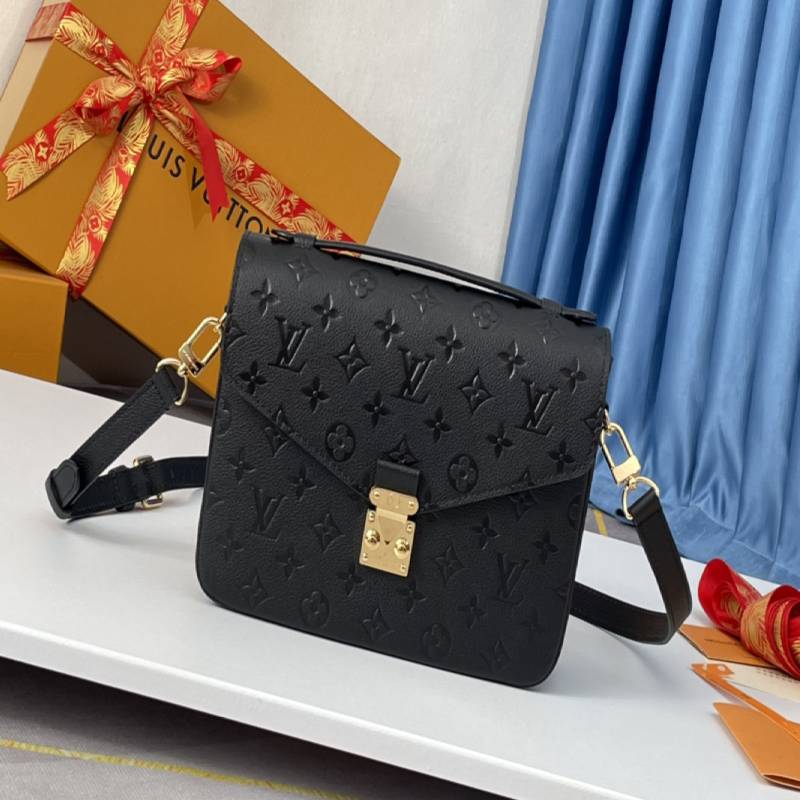  LV  Pochette Métis Bag  Black | M41487