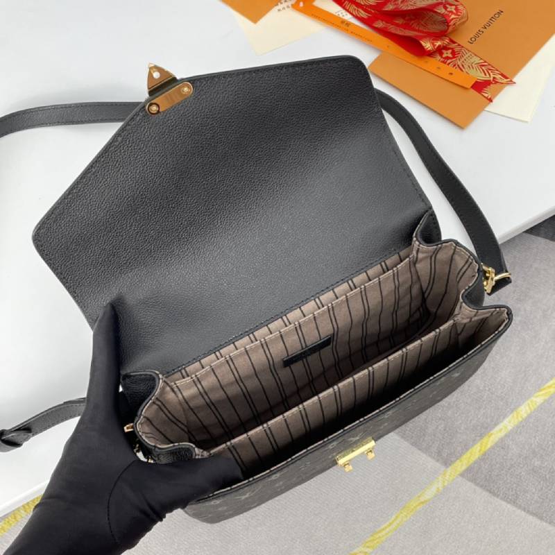  LV  Pochette Métis Bag  Black | M41487