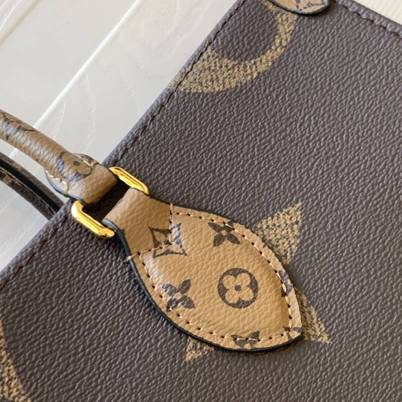  LV  OnTheGo MM Bag | M45321