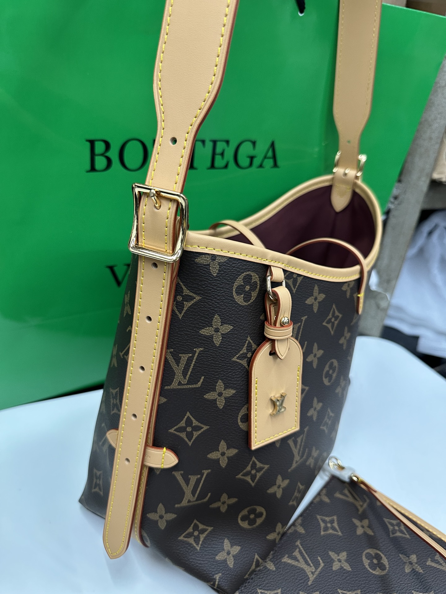 LV CarryAll PM Bag | M46203