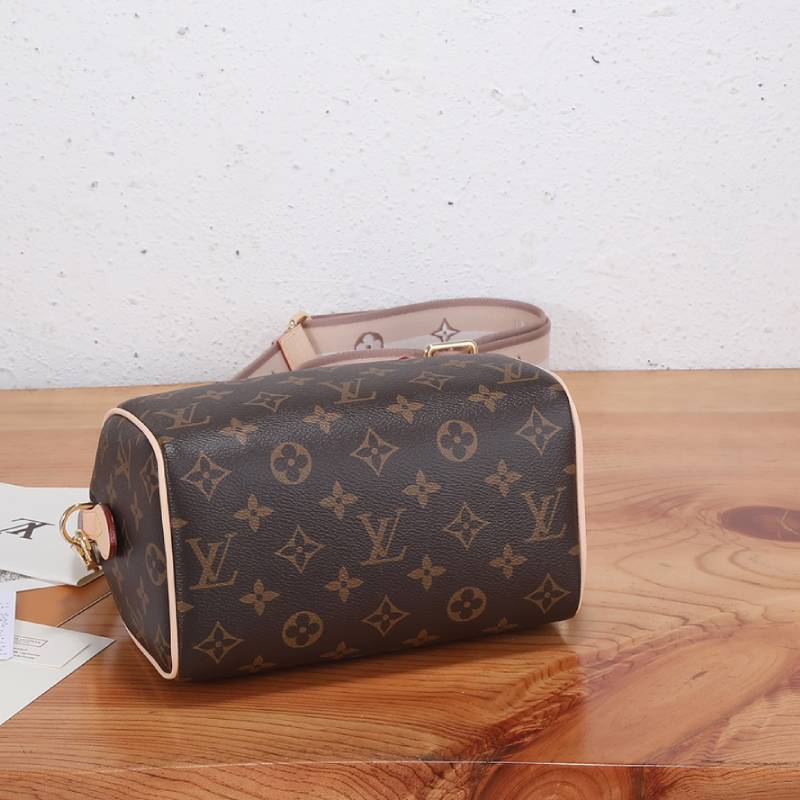  LV  Speedy Bandoulière 20 Bag  Black| M46222